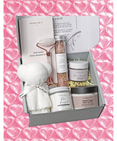 Natural Amor Spa Sets in 3 fragrances